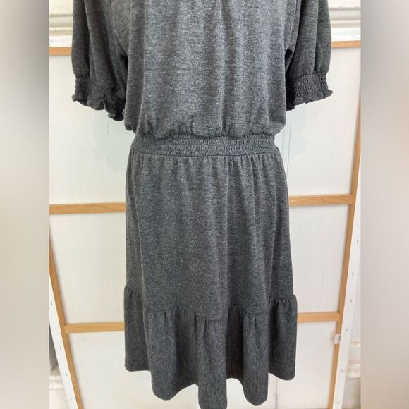 Loft NWT Elegant Charcoal Gray puffed sleeve w/ruffle bottom go everywhere dress - Picture 5 of 11